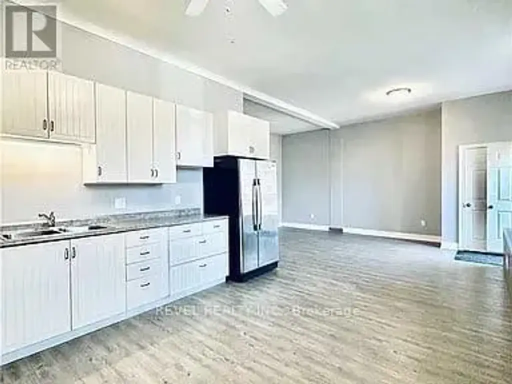 Unit A - 528 Lincoln Street, Welland (Lincoln/Crowland)